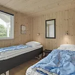 Casa de Férias Gorgeous In With Sauna