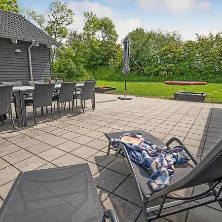 Tatil Evi 8 Bedroom Stunning In Nordborg