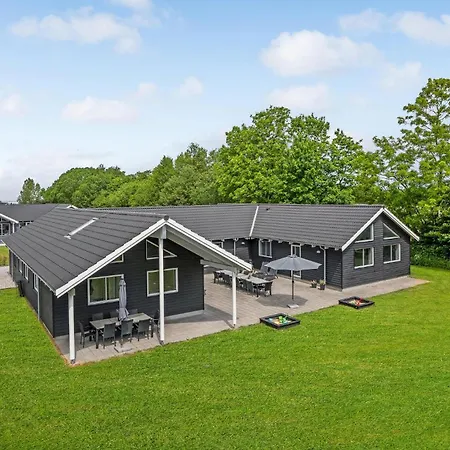 8 Bedroom Stunning In * Nordborg